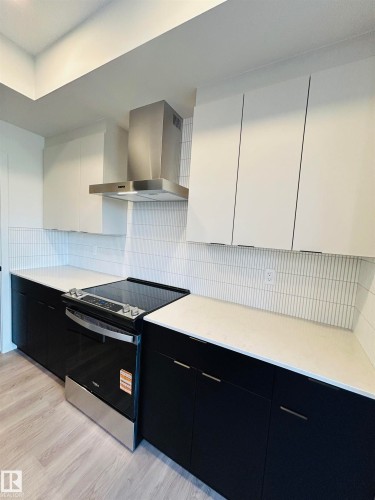 2203 158 Street, Edmonton, AB - Indoor Photo Showing Kitchen