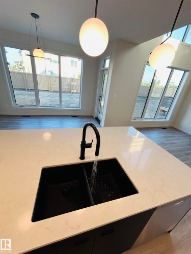 2203 158 Street, Edmonton, AB - Indoor Photo Showing Kitchen