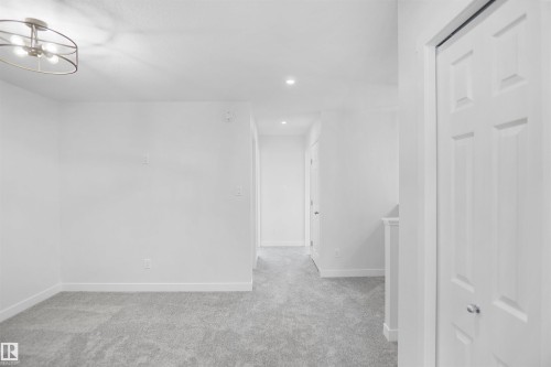 7351 181 Avenue, Edmonton, AB - Indoor Photo Showing Other Room