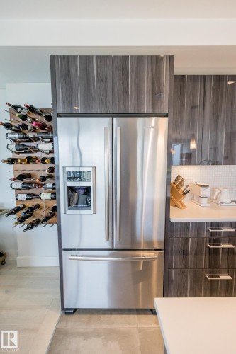601 11969 Jasper Avenue, Edmonton, AB - Indoor Photo Showing Kitchen