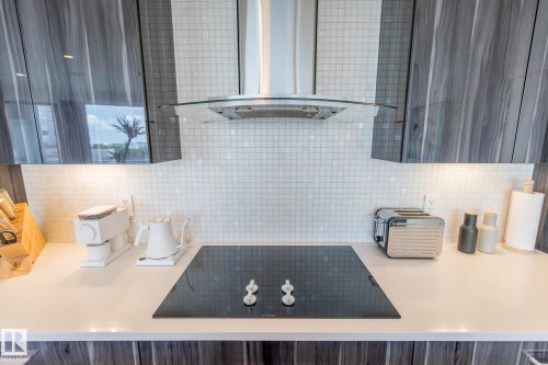 601 11969 Jasper Avenue, Edmonton, AB - Indoor Photo Showing Kitchen