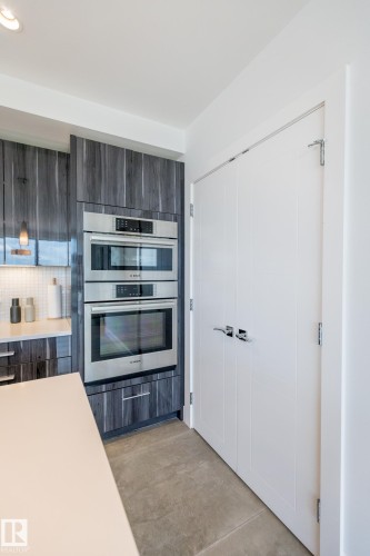 601 11969 Jasper Avenue, Edmonton, AB - Indoor