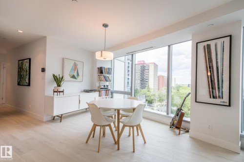 601 11969 Jasper Avenue, Edmonton, AB - Indoor Photo Showing Dining Room