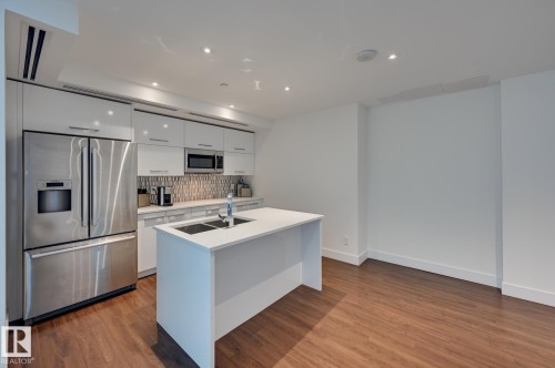 601 11969 Jasper Avenue, Edmonton, AB - Indoor Photo Showing Kitchen With Double Sink With Upgraded Kitchen