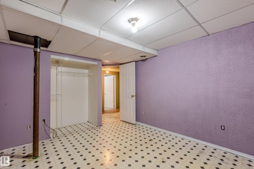 11921 36 Street, Edmonton, AB - Indoor Photo Showing Other Room