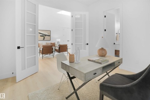 1160 Gyrfalcon Crescent, Edmonton, AB - Indoor