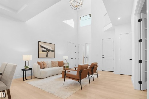 1160 Gyrfalcon Crescent, Edmonton, AB - Indoor