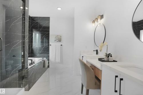 1160 Gyrfalcon Crescent, Edmonton, AB - Indoor Photo Showing Bathroom