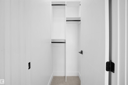 1160 Gyrfalcon Crescent, Edmonton, AB - Indoor