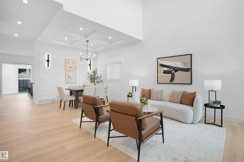 1160 Gyrfalcon Crescent, Edmonton, AB - Indoor Photo Showing Living Room