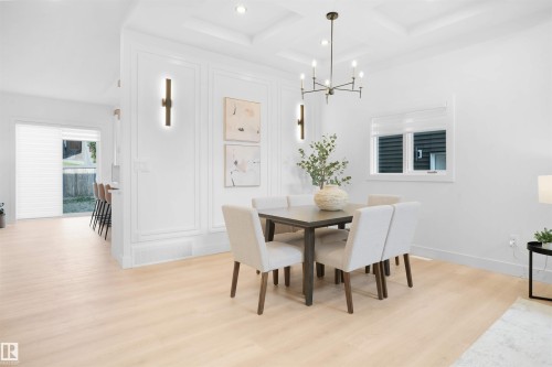 1160 Gyrfalcon Crescent, Edmonton, AB - Indoor Photo Showing Dining Room