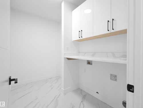 1107 Gyrfalcon Crescent, Edmonton, AB - Indoor