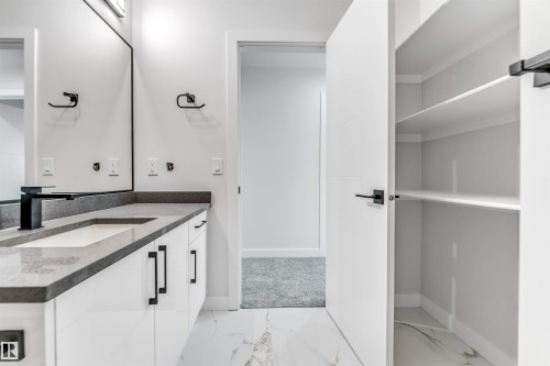 100 Eldridge Point(E), St. Albert, AB - Indoor Photo Showing Bathroom