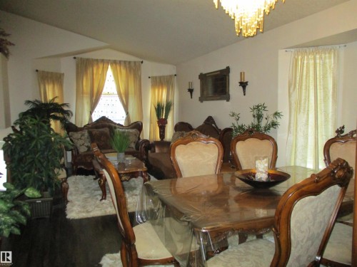 14043 134 Street, Edmonton, AB - Indoor Photo Showing Dining Room