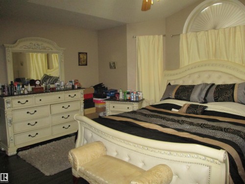 14043 134 Street, Edmonton, AB - Indoor Photo Showing Bedroom