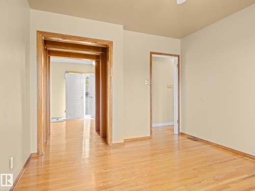 13207 133 Avenue, Edmonton, AB - Indoor Photo Showing Other Room