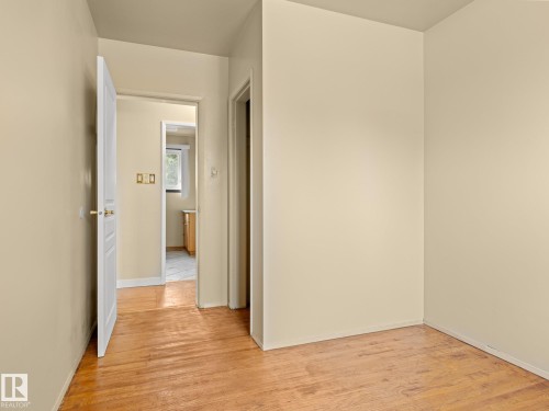 13207 133 Avenue, Edmonton, AB - Indoor Photo Showing Other Room