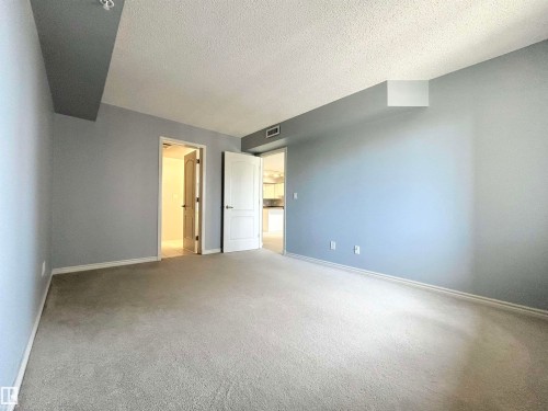 1402 10909 103 Avenue, Edmonton, AB - Indoor Photo Showing Other Room