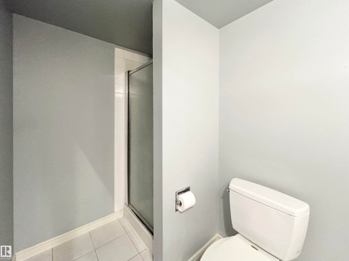 1402 10909 103 Avenue, Edmonton, AB - Indoor Photo Showing Bathroom