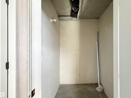 1402 10909 103 Avenue, Edmonton, AB - Indoor