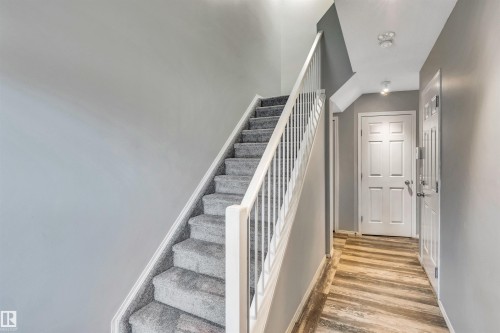 123 150 Edwards Drive, Edmonton, AB - Indoor Photo Showing Other Room