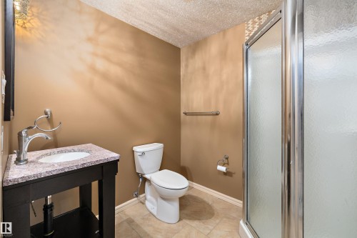 490 47427 Rge Rd 14, Rural Leduc County, AB - Indoor Photo Showing Bathroom