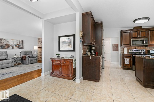 13016 79 Street, Edmonton, AB - Indoor Photo Showing Kitchen