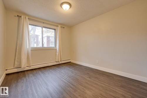 105 10621 79 Avenue, Edmonton, AB - Indoor Photo Showing Other Room