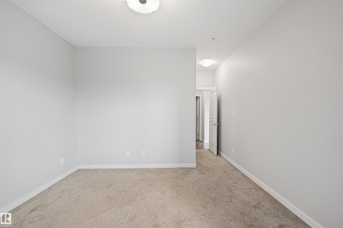 310 812 Welsh Drive, Edmonton, AB - Indoor Photo Showing Other Room
