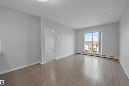405 812 Welsh Drive, Edmonton, AB - Indoor Photo Showing Other Room