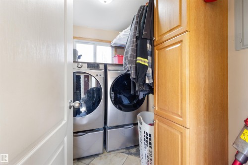 7216 Twp Road 500, Rural Brazeau County, AB - Indoor Photo Showing Laundry Room