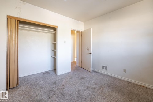 11819 87 Avenue, Edmonton, AB - Indoor Photo Showing Other Room