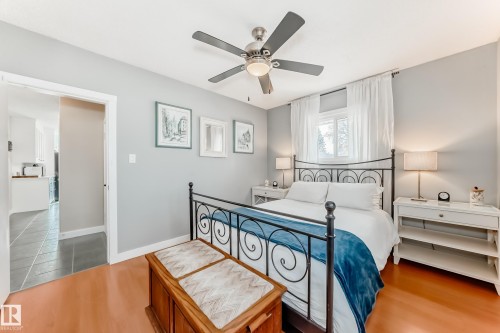 2 Mount Royal Drive, St. Albert, AB - Indoor Photo Showing Bedroom