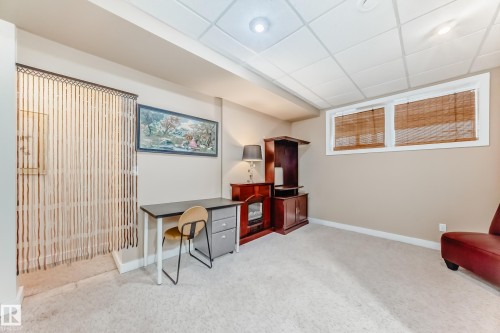 2 Mount Royal Drive, St. Albert, AB - Indoor