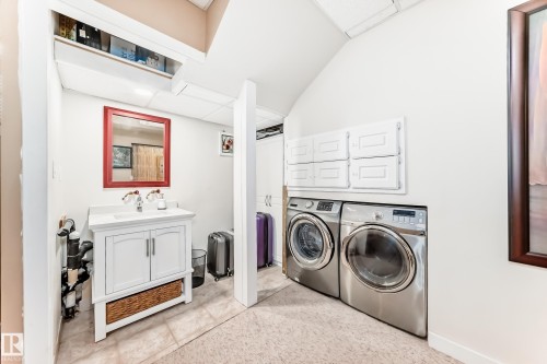 2 Mount Royal Drive, St. Albert, AB - Indoor Photo Showing Laundry Room