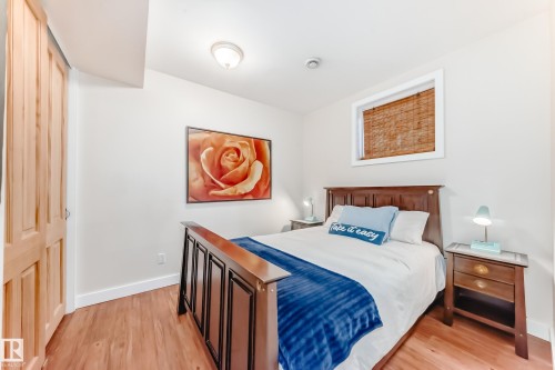 2 Mount Royal Drive, St. Albert, AB - Indoor Photo Showing Bedroom