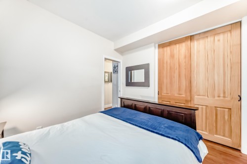2 Mount Royal Drive, St. Albert, AB - Indoor Photo Showing Bedroom