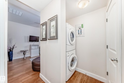 2 Mount Royal Drive, St. Albert, AB - Indoor Photo Showing Laundry Room