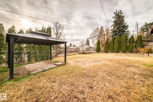 2 Mount Royal Drive, St. Albert, AB - Outdoor