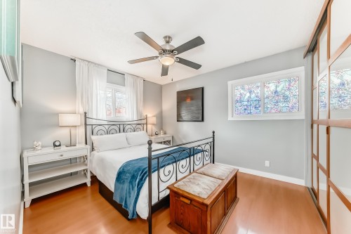 2 Mount Royal Drive, St. Albert, AB - Indoor Photo Showing Bedroom