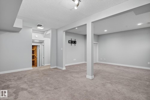 17204 96 Street, Edmonton, AB - Indoor