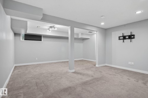 17204 96 Street, Edmonton, AB - Indoor