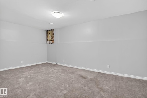 17204 96 Street, Edmonton, AB - Indoor Photo Showing Other Room