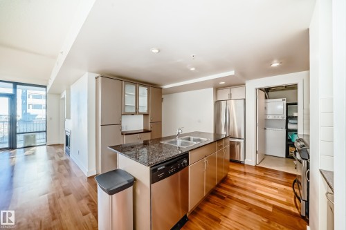 703 10028 119 Street, Edmonton, AB - Indoor Photo Showing Kitchen With Double Sink With Upgraded Kitchen