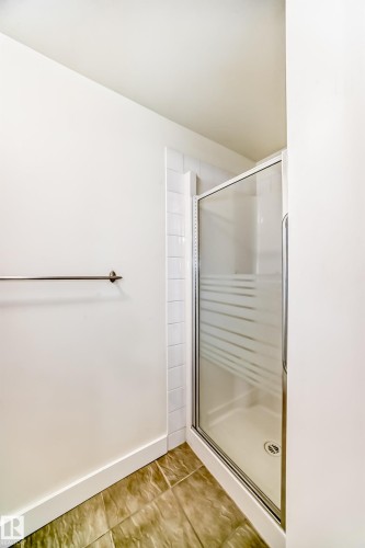 703 10028 119 Street, Edmonton, AB - Indoor Photo Showing Bathroom