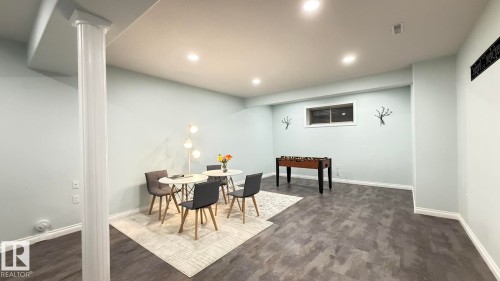 1076 Armitage Crescent, Edmonton, AB - Indoor