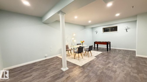 1076 Armitage Crescent, Edmonton, AB - Indoor