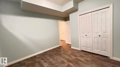1076 Armitage Crescent, Edmonton, AB - Indoor Photo Showing Other Room