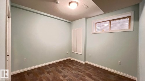 1076 Armitage Crescent, Edmonton, AB - Indoor Photo Showing Other Room