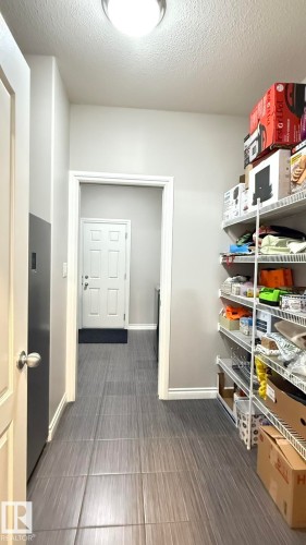 1076 Armitage Crescent, Edmonton, AB - Indoor Photo Showing Other Room